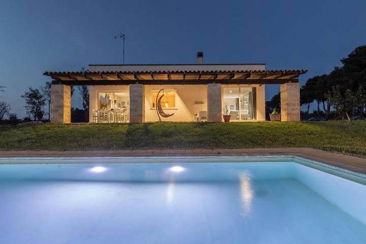 Chambre d’hôte pour 2 personnes, avec jardin et piscine ainsi que vue et terrasse à Lecce - 2