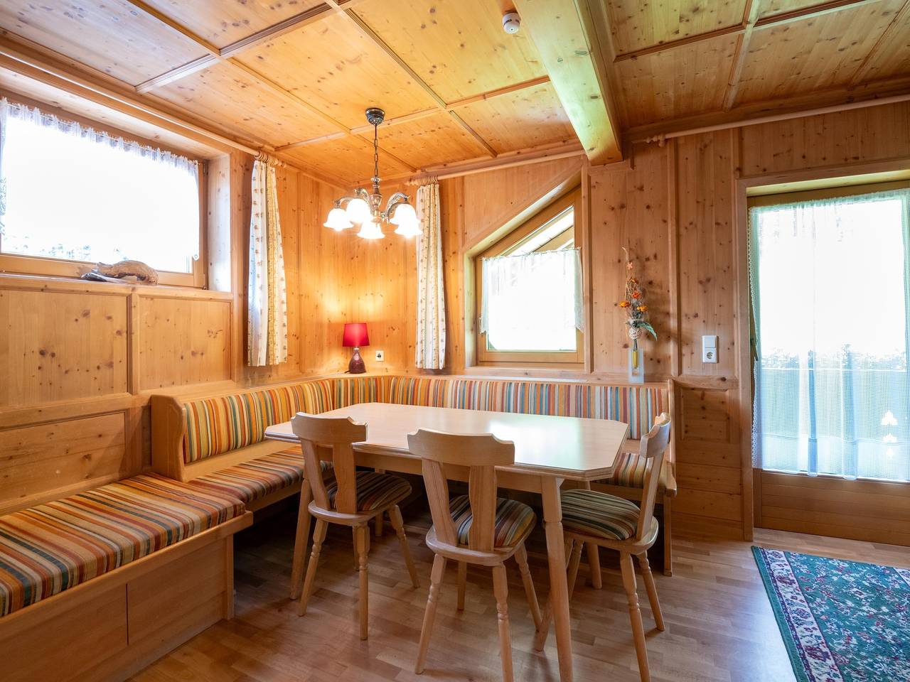 Ganze Wohnung, Chalet in Mayrhofen nahe Skipisten in Brandberg, Zillertaler Alpen