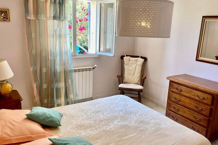 Location de vacances pour 4 personnes, avec jardin et terrasse à Robion - 3