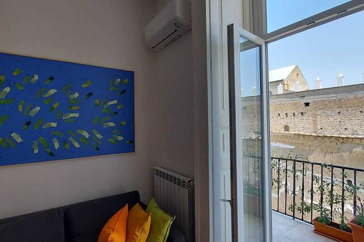 Carmines Balkon in Neapel, Neapel Provinz