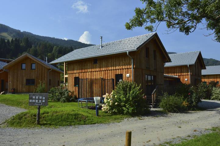 Ferienhaus für 9 Personen, mit Sauna und Terrasse sowie Whirlpool - 1