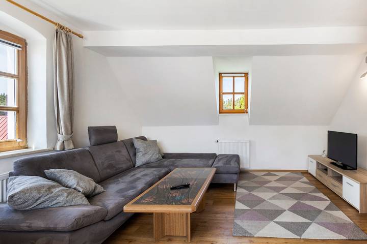 Apartamento entero, Apartamento 'Ferienwohnung Weiden' con terraza compartida, balcón y Wi-Fi in Weiden in der Oberpfalz, Baviera Oriental