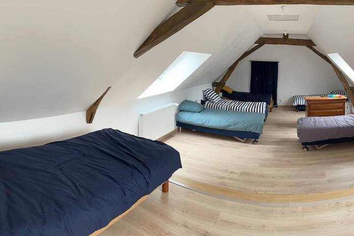 Gîte pour 14 personnes, avec jardin à Chahaignes - 4