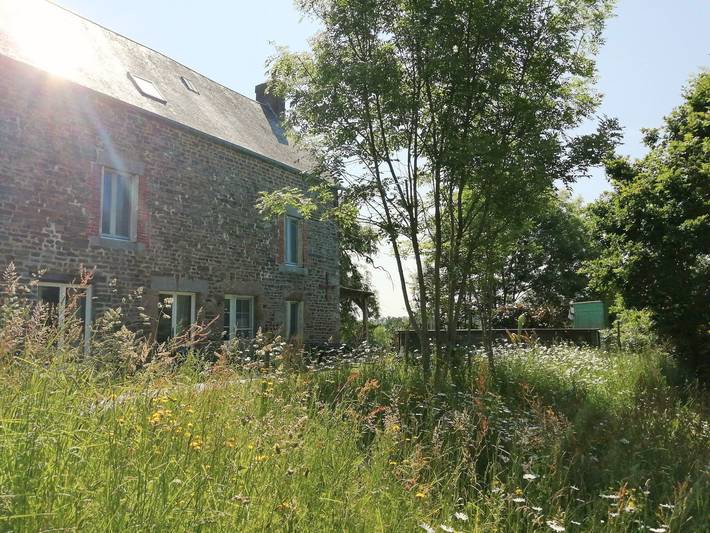 Gîte pour 6 personnes, avec piscine