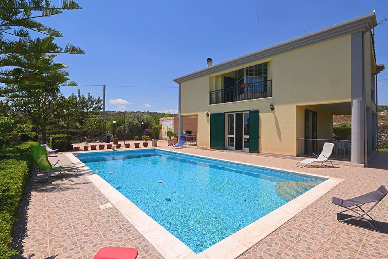 Villa Paola in Floridia, Syracuse Province