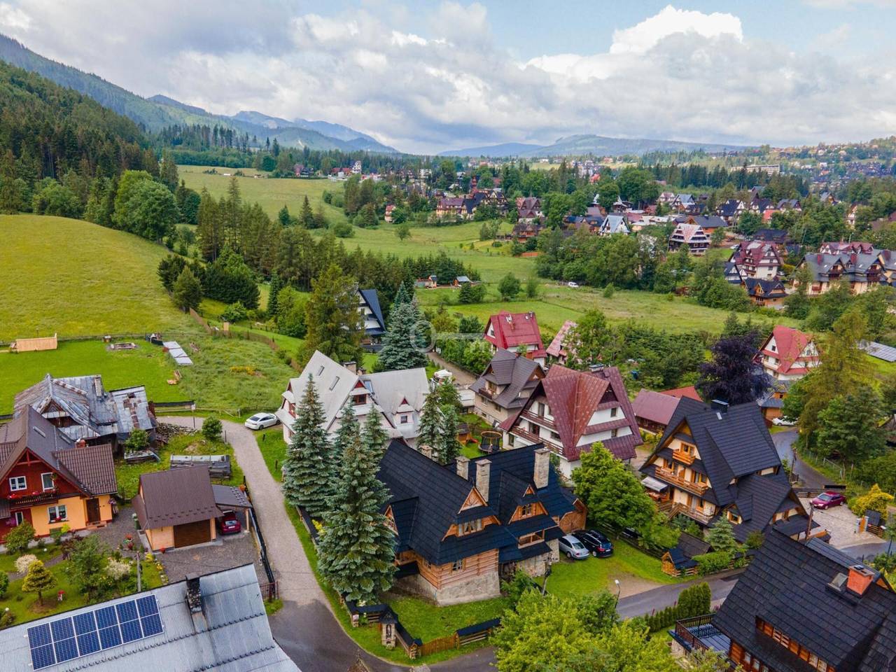 Komfortables Ferienhaus im Bergstil, Kaminofen in Zakopane, Karpaten (Polen)