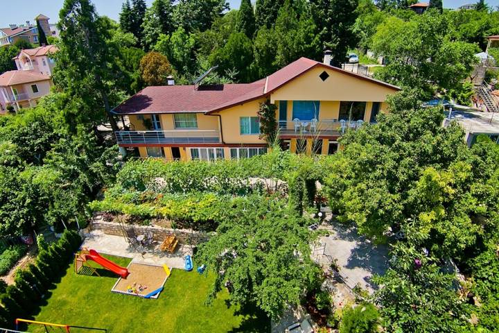 Ferienhaus für 8 Personen, mit Balkon und Terrasse sowie Garten in Bulgarien - 2