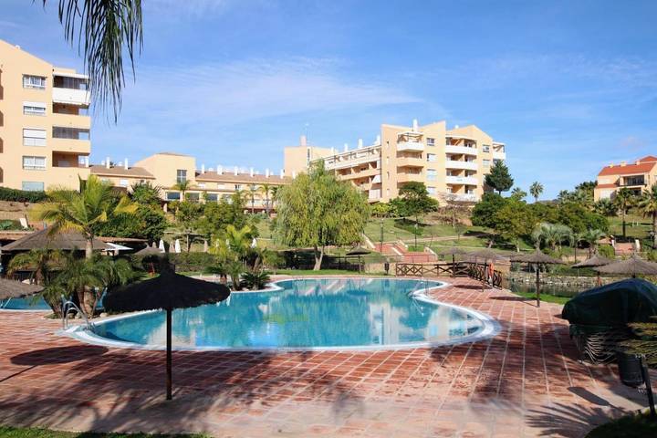 Apartamento para 4 personas, con Balcón y Terraza además de Jardín y Piscina en Sol Andalusi