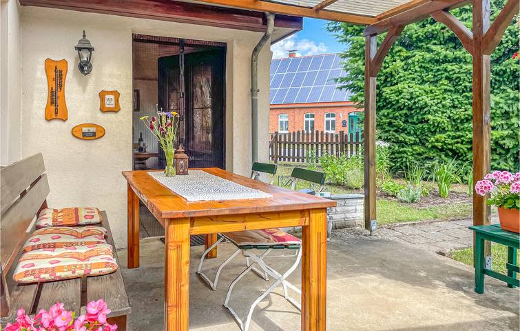 Ferienhaus für 3 Personen, mit Terrasse und Garten in Dabel - 3