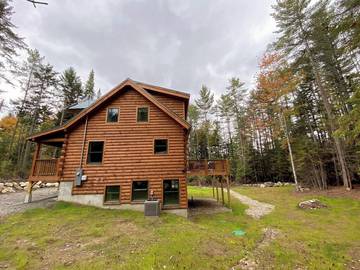 Log Cabin for 12 Guests in Bethlehem, Grafton County, Picture 3