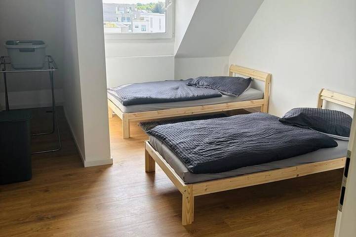 Ganze Wohnung, Apartment- Kernsaniert-Düsseldorf Bilk in Düsseldorf-Bilk, Düsseldorf