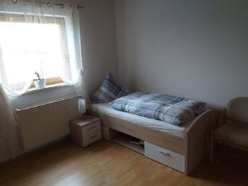 Vacation Rental for 4 Guests in Wörth am Rhein, Pfälzer Weinland, Picture 4