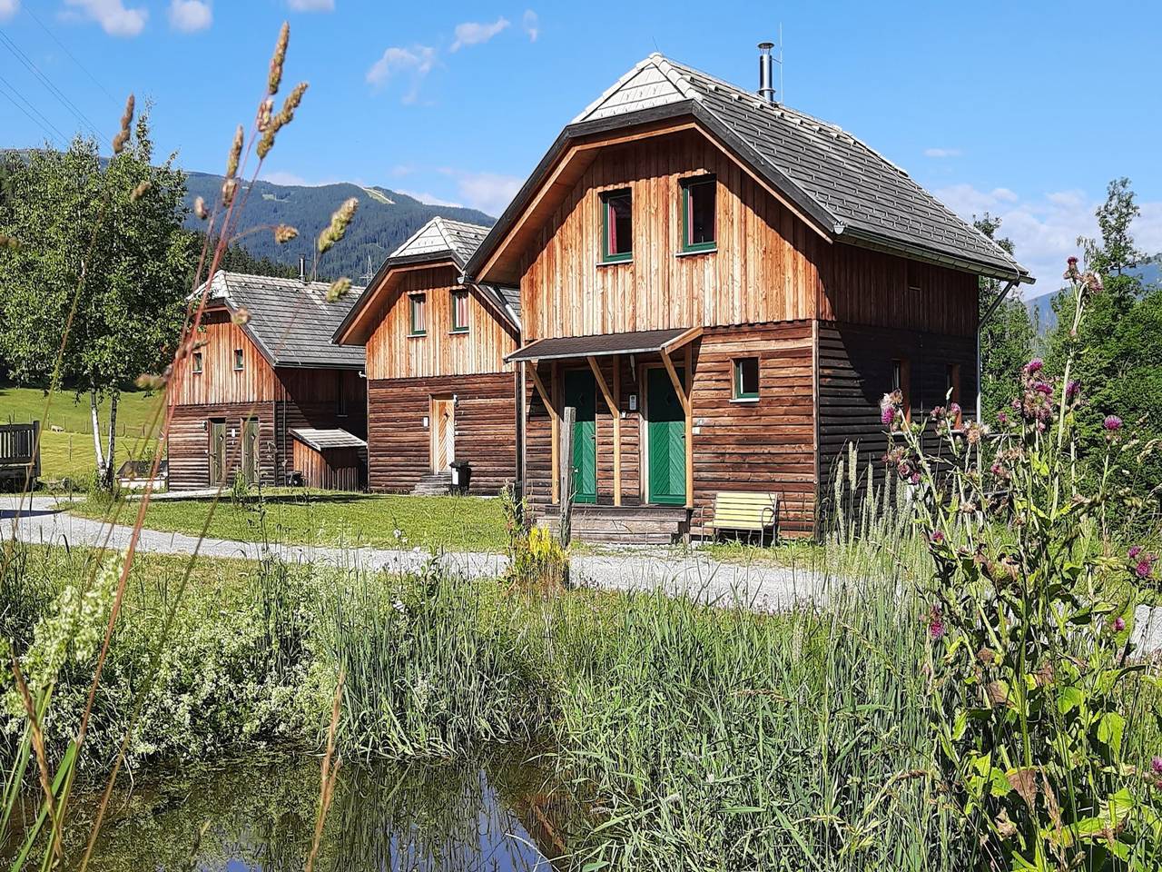 Cosy Holiday Home in Sankt Georgen ob Murau with bubble bath on the terrace in St. Georgen ob Murau, Sankt Georgen am Kreischberg