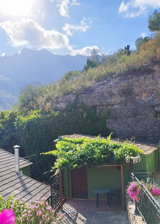 Gîte pour 2 personnes, avec jacuzzi et jardin à Chulilla - 3