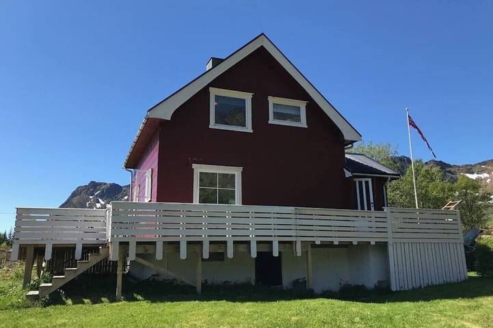 Blockhütte für 6 Personen, mit Garten auf den Lofoten