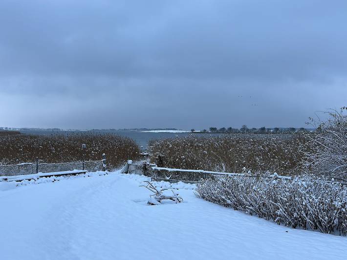 Ferienhaus für 14 Personen, mit Ausblick und Seeblick sowie Terrasse und Garten, kinderfreundlich am Greifswalder Bodden - 3