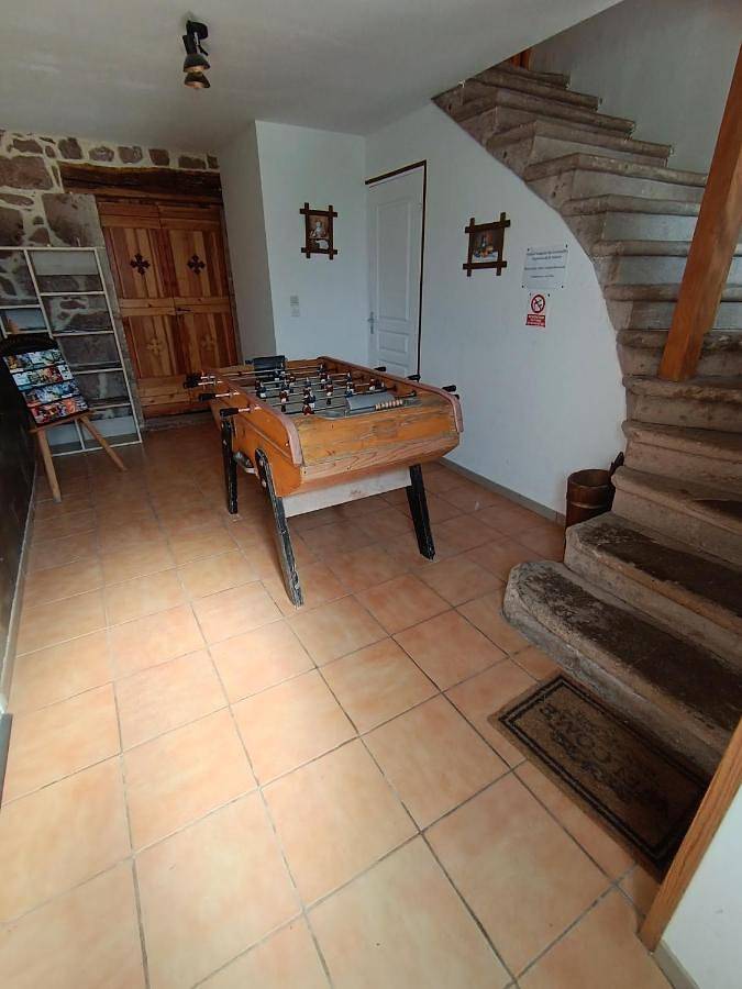 Location de vacances pour 10 personnes, avec vue et balcon à Montjaux - 2