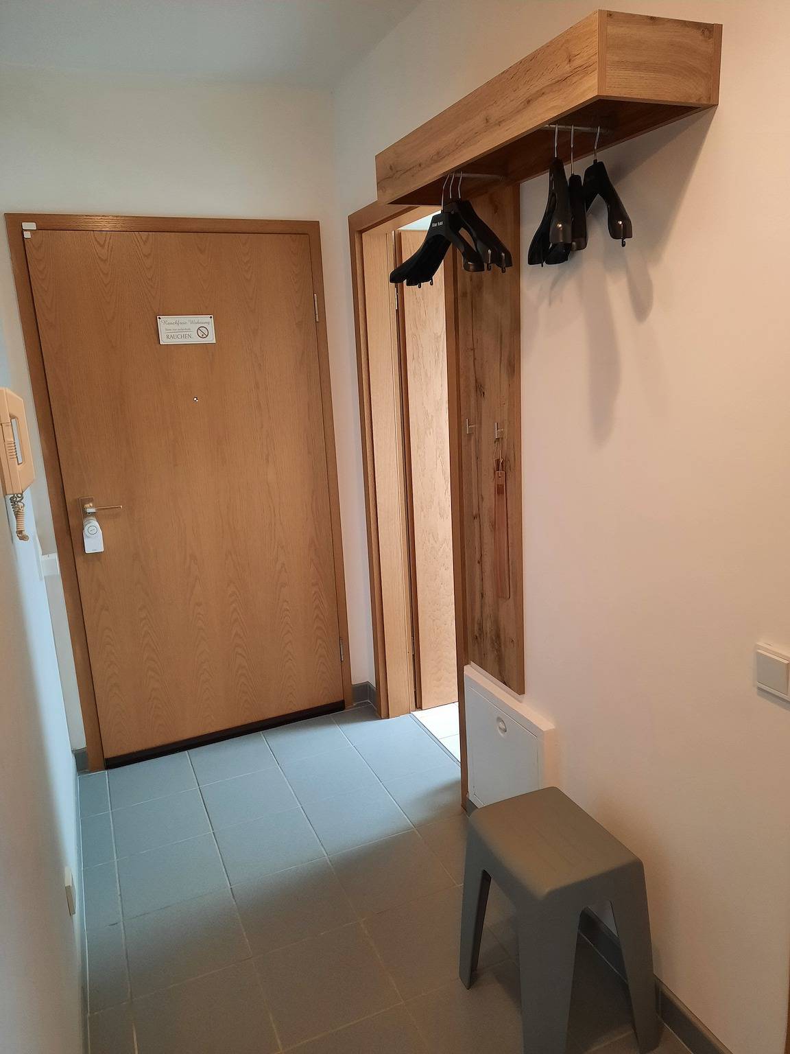 Ganze Wohnung, Apartment 'Balinger Berge' mit Bergblick, Wlan und Klimaanlage in Balingen, Neckar-Alb