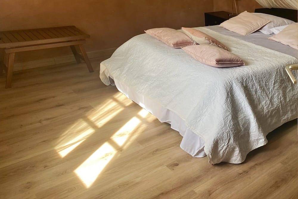 Villa avec jardin en Corse à 5mn à pied de la mer et du sentier des randonnées in Centuri, Cap Corse
