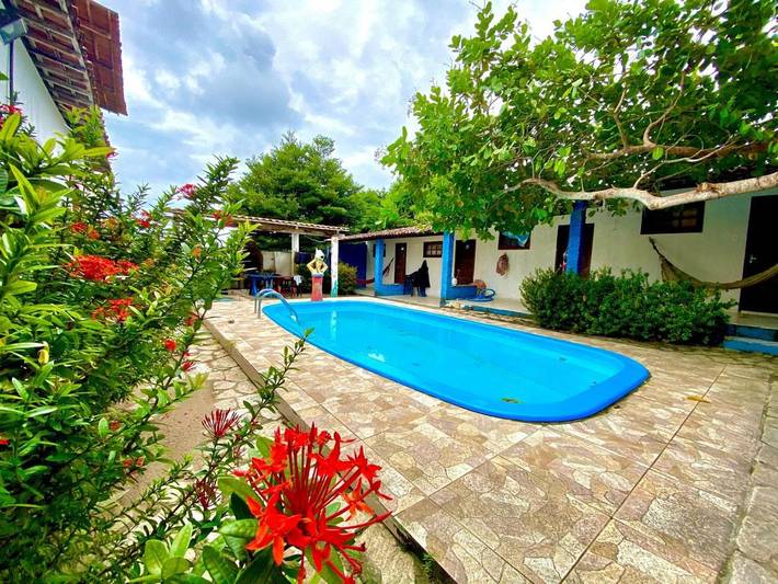 Casas e apartamentos de temporada para 2 pessoas, com jardim e piscina e ainda terraço, com animais de estimação em Conde (PB)