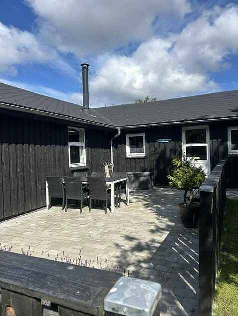 Lovely, Spacious Holiday Home in Scenic Area in Trend, Limfjord in Nordjütland