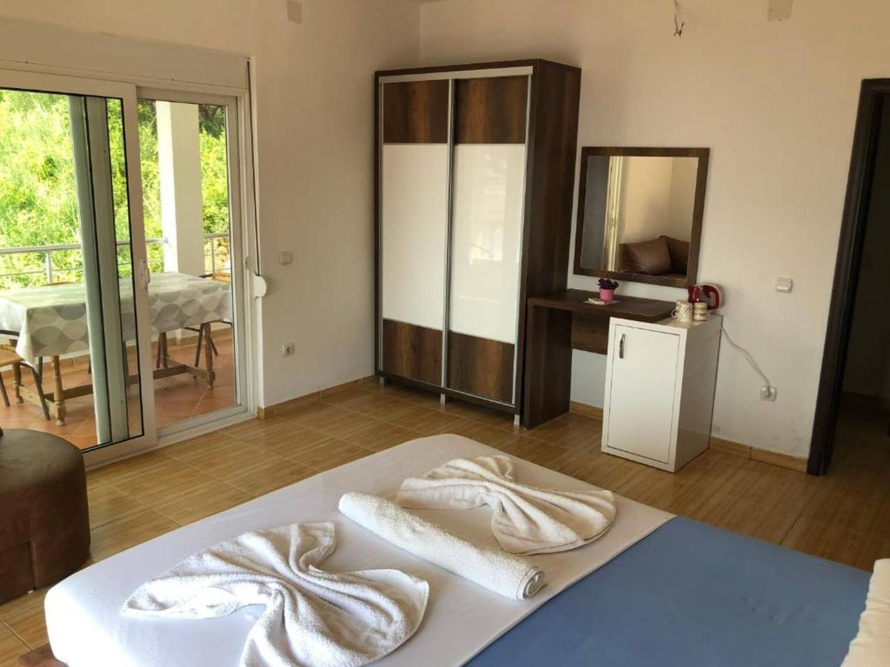 Ganze Wohnung, Casa Mila Apartments - Studio apartment with sea view in Opština Ulcinj