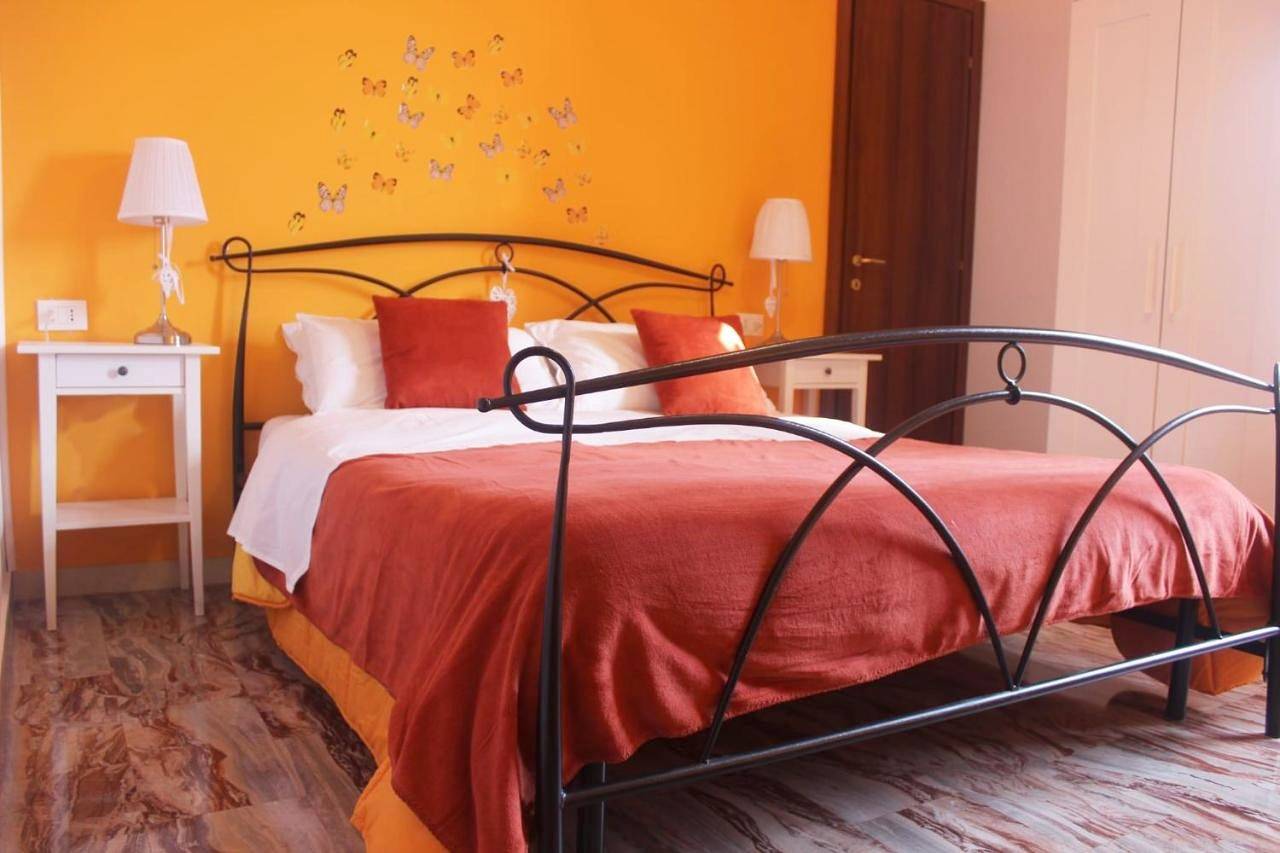Double or Twin Room with Private Bathroom in Trastevere, Roma