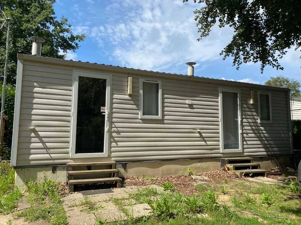 Zecamping 2* locatif Tv clim 20m2 2 pers in Angicourt, Oise