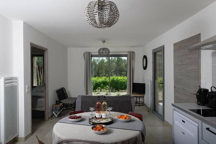 Location de vacances pour 6 personnes, avec jardin et vue à Saint-Jean-de-Cuculles - 3