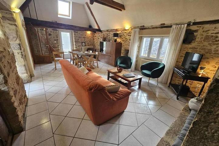 Gîte pour 6 personnes, avec jardin