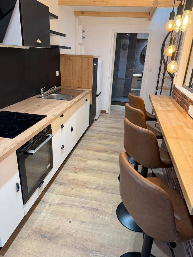 Gîte pour 4 personnes dans Joux-la-Ville