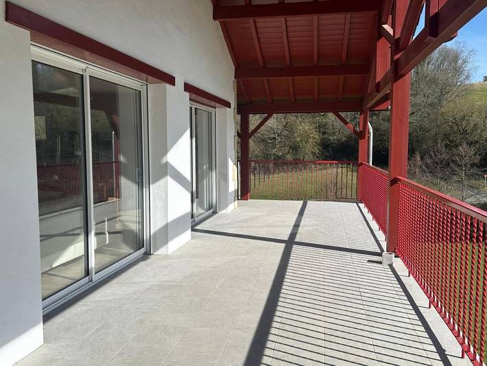 Chambre d’hôte pour 2 personnes, avec vue et terrasse à Aroue-Ithorots-Olhaïby - 2