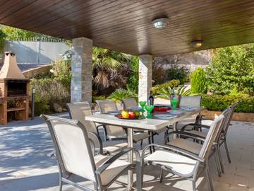 Villa for 9 Guests in Lloret de Mar, Costa Brava, Picture 2