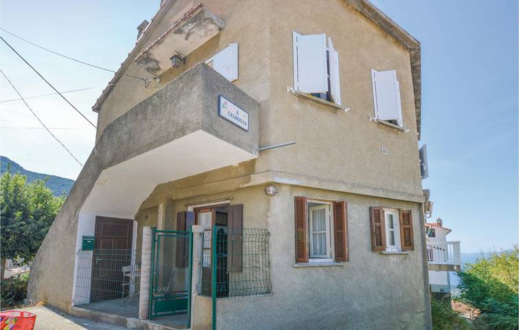 Gîte pour 5 personnes, avec terrasse à Calcatoggio - 2