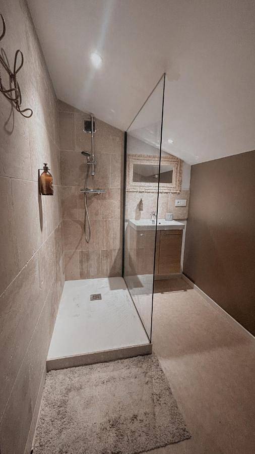 Location de vacances pour 6 personnes, avec terrasse à Saint-Étienne-de-Villeréal - 3