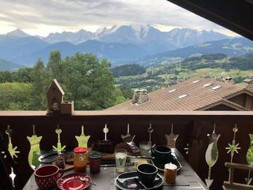 Gîte pour 5 personnes, avec vue ainsi que balcon et vue sur le lac à Cordon