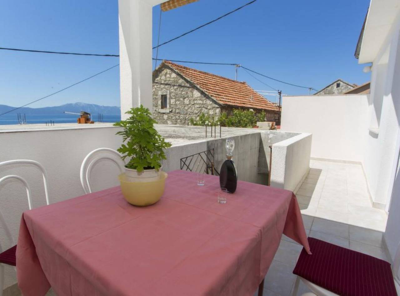 Cały apartament, Apartament wakacyjny dla 5 osób z widok na ocean in Brist, Riwiera Makarska