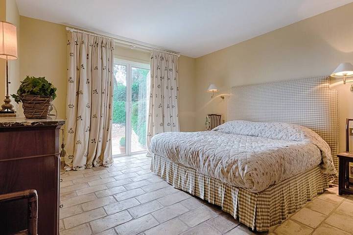 Villa pour 8 personnes, avec terrasse et jardin à Villefranche-sur-Mer - 2