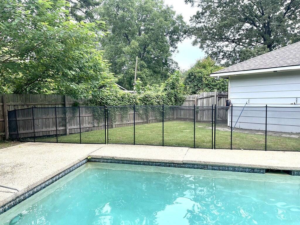 ❤️2.2 Milestolsu•2 Desks•Washerdryer•Ac🤿Pool•Fencedyardpatio📺Smarttv❤️ in Baton Rouge, East Baton Rouge Parish