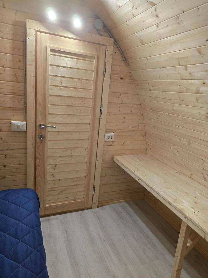 Camping pour 2 personnes, avec jardin et sauna ainsi que piscine et bassin pour enfant dans Ligurie - 2