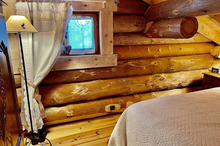 Gîte pour 8 personnes, avec jardin et terrasse, animaux acceptés à Puyvalador - 4