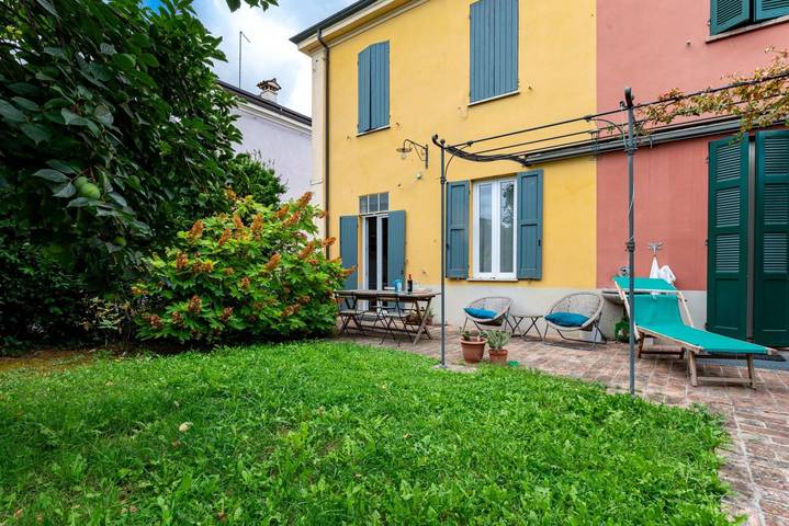 Appartamento per 6 persone, con Giardino a Parma