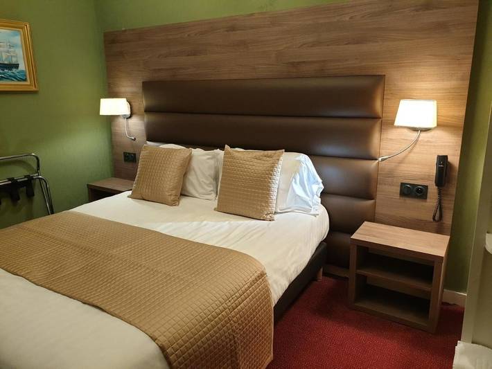 Hôtel pour 4 personnes, avec terrasse dans Bricquebec En Contentin - 3