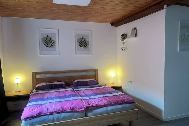 Ferienwohnung für 2 Personen in Alheim
