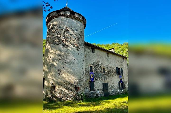 Location de vacances pour 10 personnes, avec Jardin et Sauna à Cazenave-Serres-et-Allens