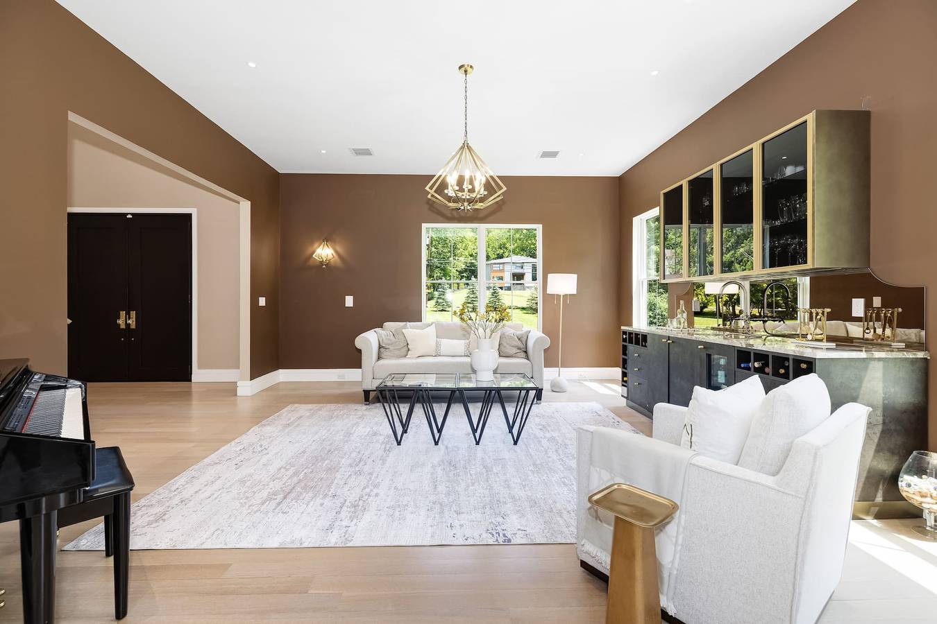 Retiro de lujo en The Polished Pearl Estate: piscina y spa in Condado de Bergen