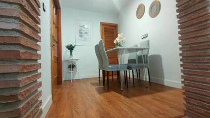 Gîte pour 6 personnes, avec vue et terrasse à La Zubia