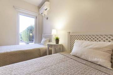 Villa for 8 People in Sagres, Parque Natural do Sudoeste Alentejano e Costa Vicentina, Photo 4