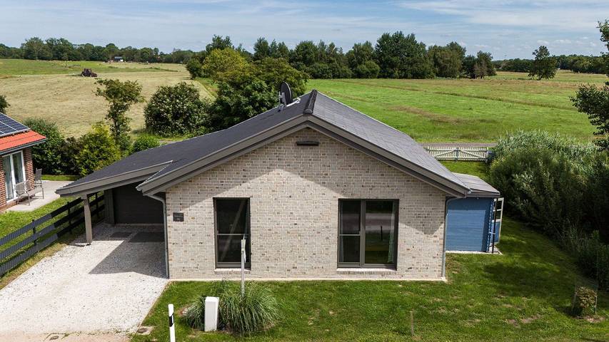 Ferienhaus für 5 Personen, mit Terrasse und Garten sowie Sauna und Ausblick in Jade - 3