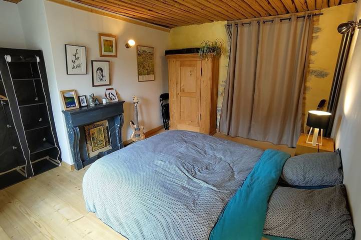 Gîte pour 6 personnes, avec terrasse à Les Planches-en-Montagne - 4